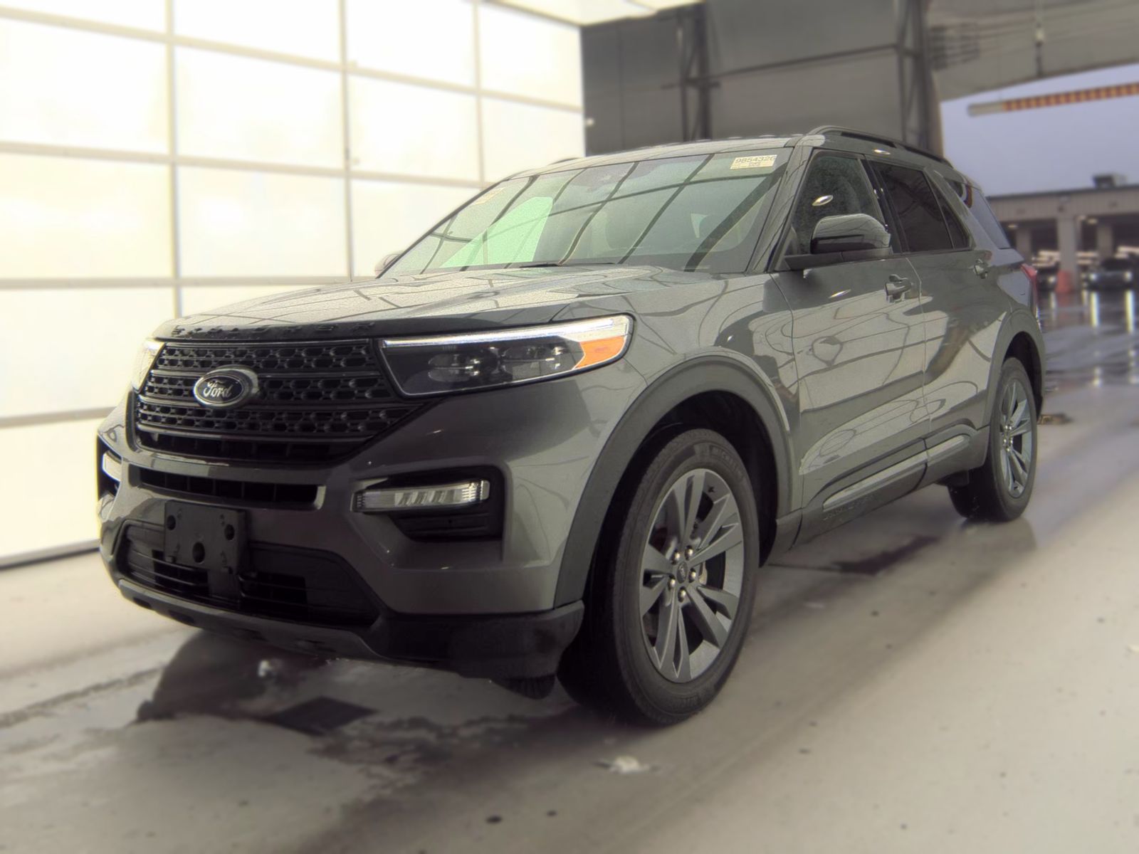 2023 FORD EXPLORER XLT - 1