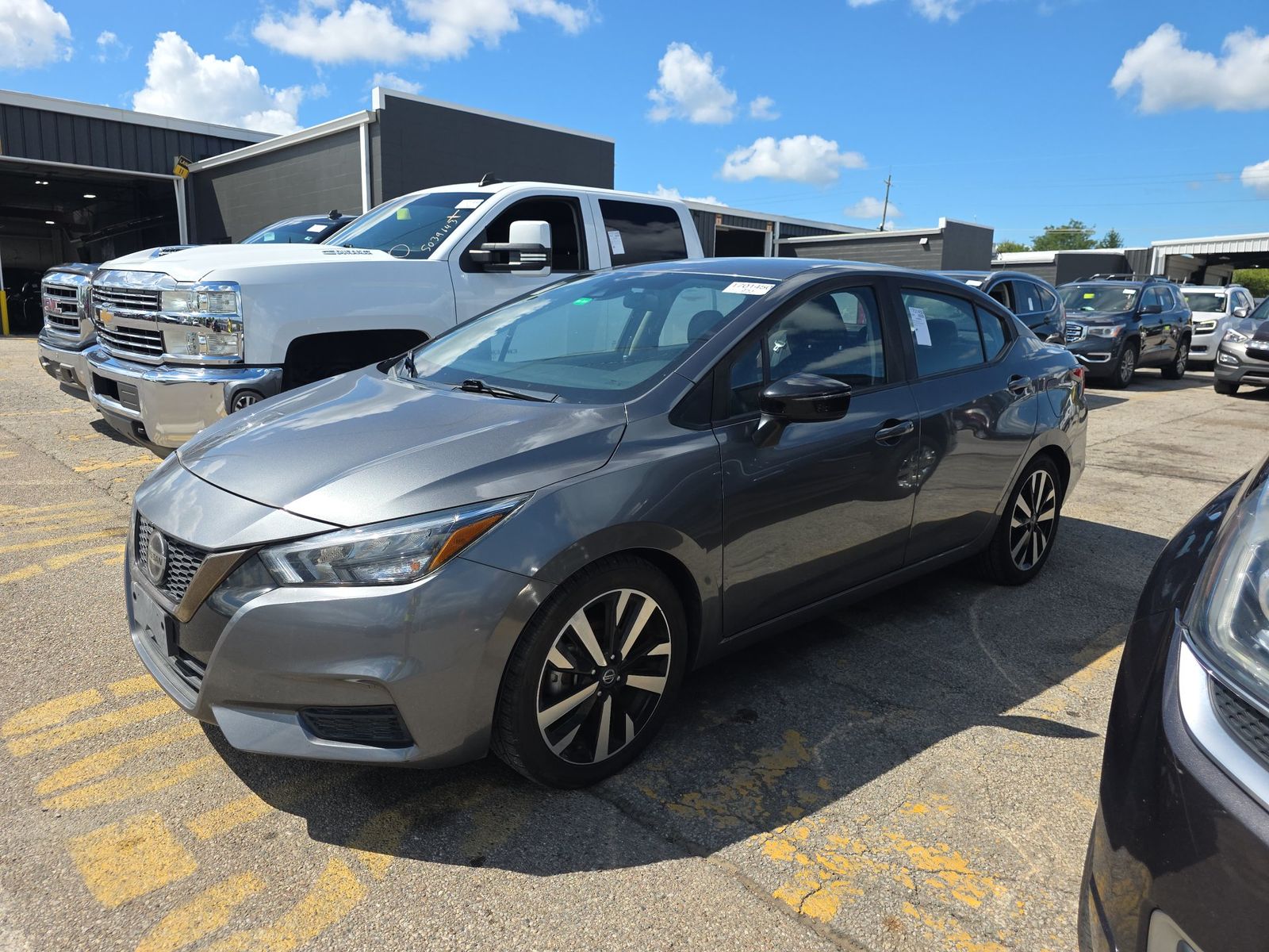 2022 NISSAN VERSA SR - 1