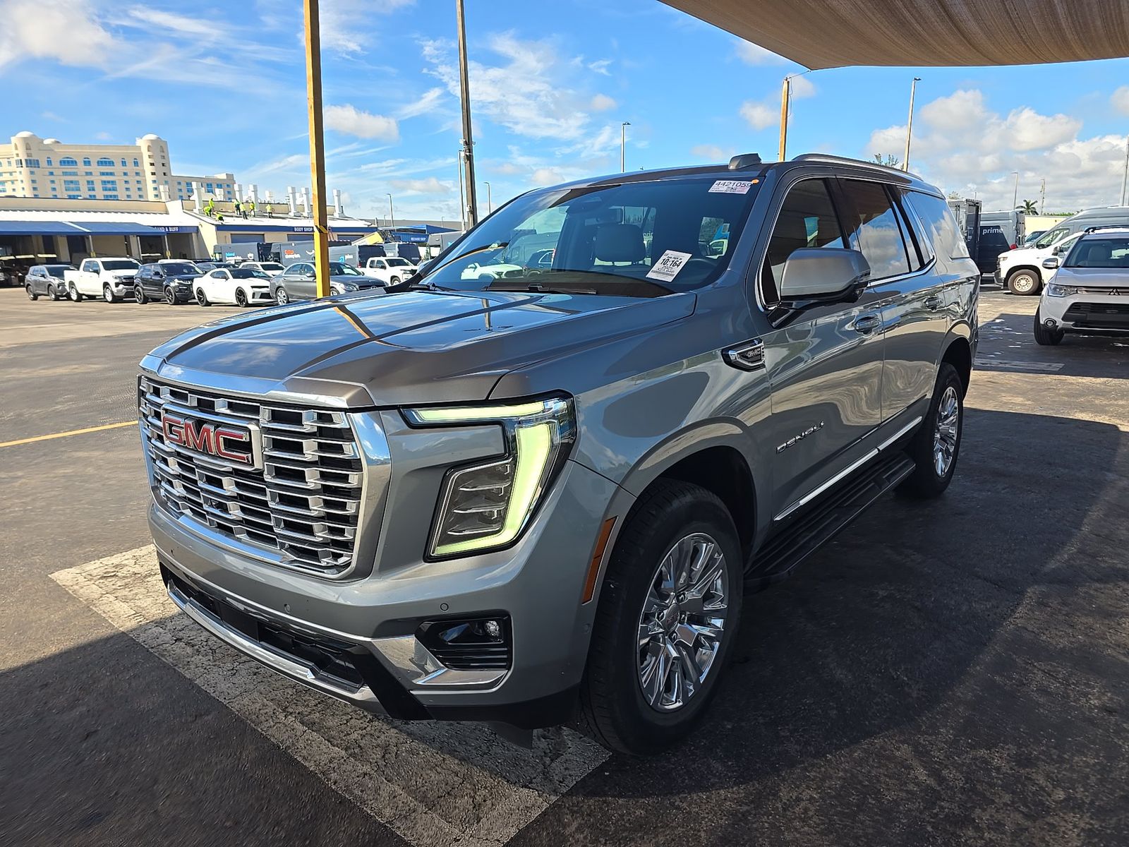2025 GMC YUKON Denali - 1