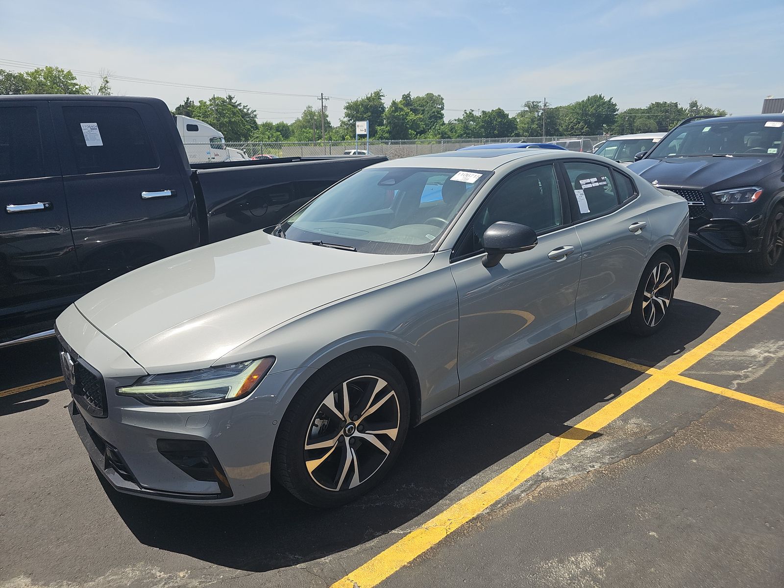 2025 VOLVO S60 B5 Plus - 1