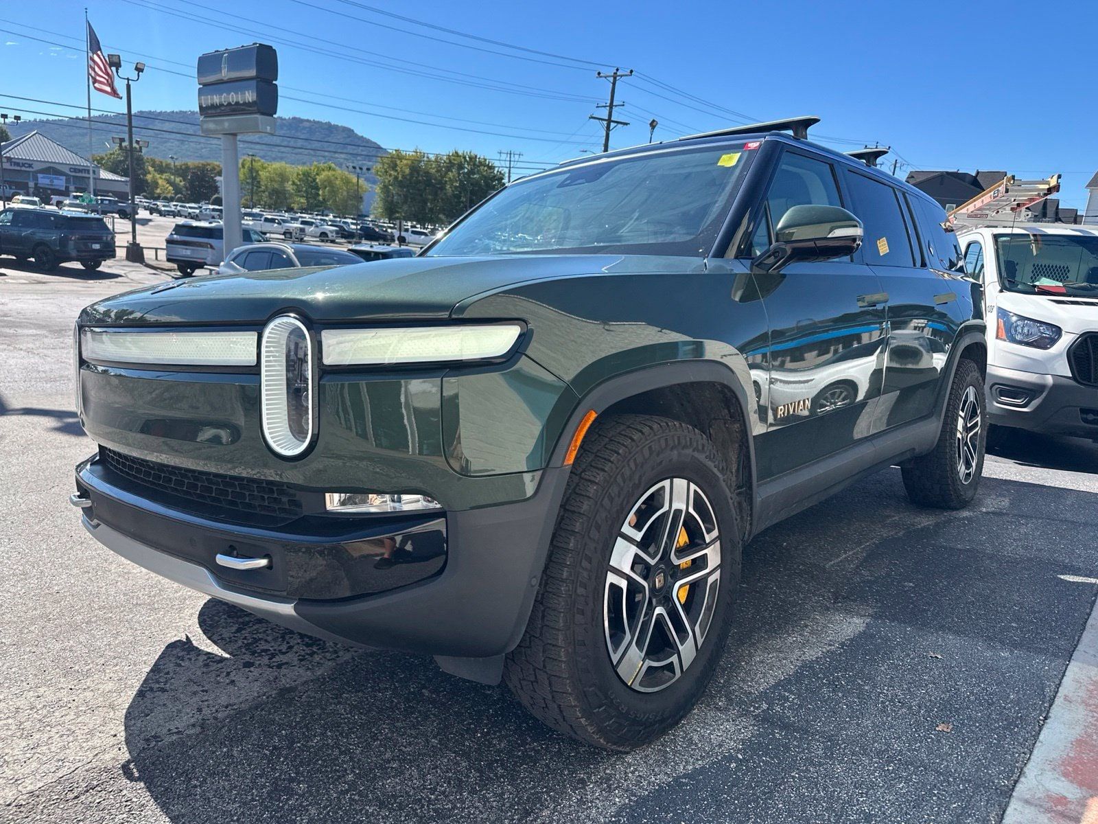 2023 RIVIAN R1S QUAD Large - 1
