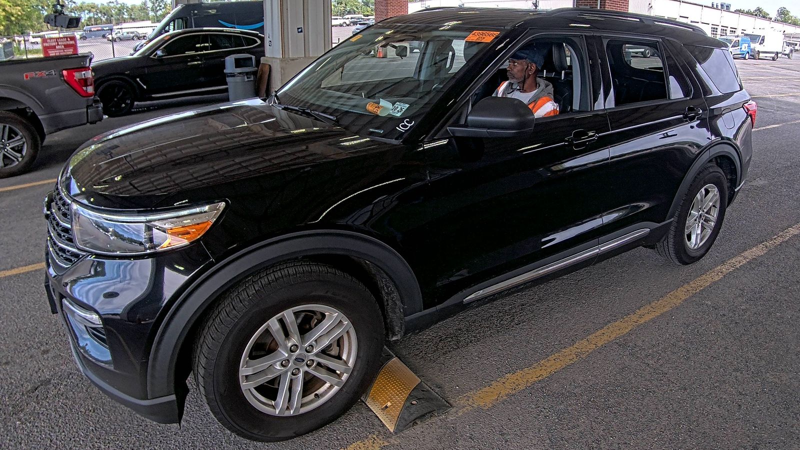 2021 FORD EXPLORER XLT - 1