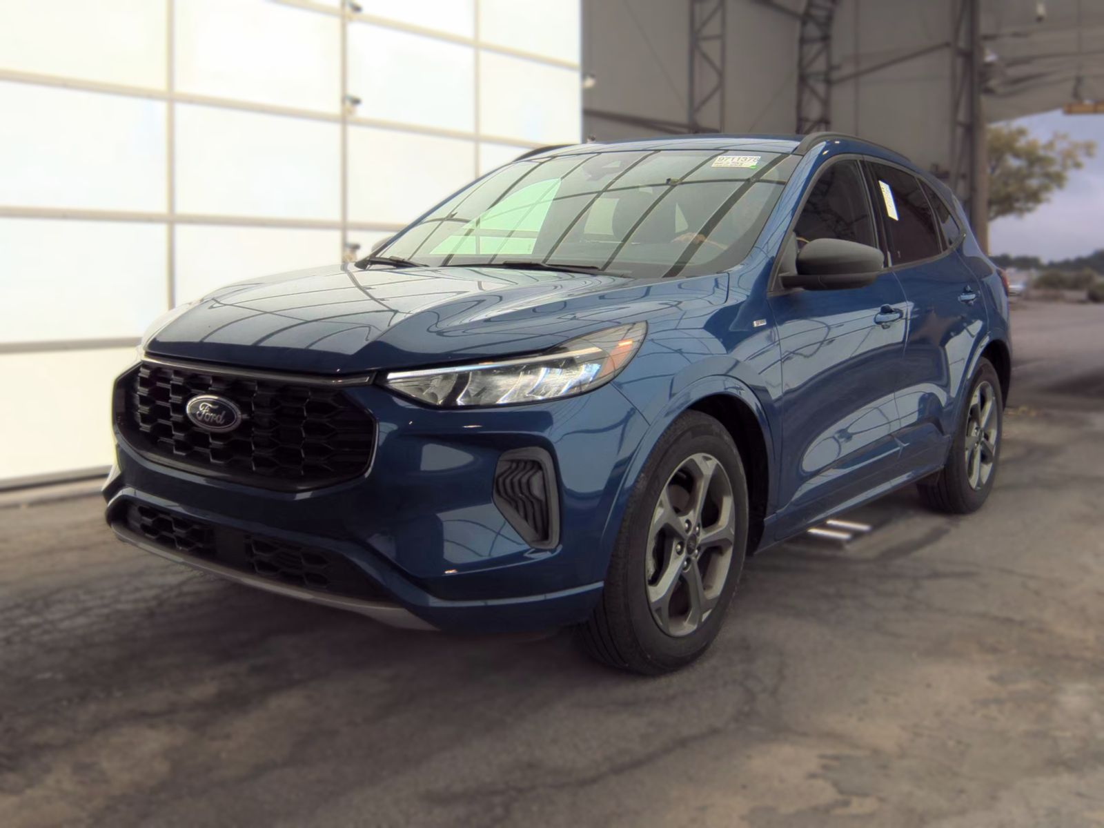 2023 FORD ESCAPE ST-Line - 1