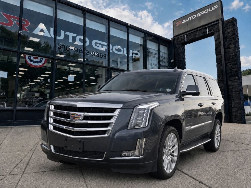 2019 CADILLAC ESCALADE Luxury - 1