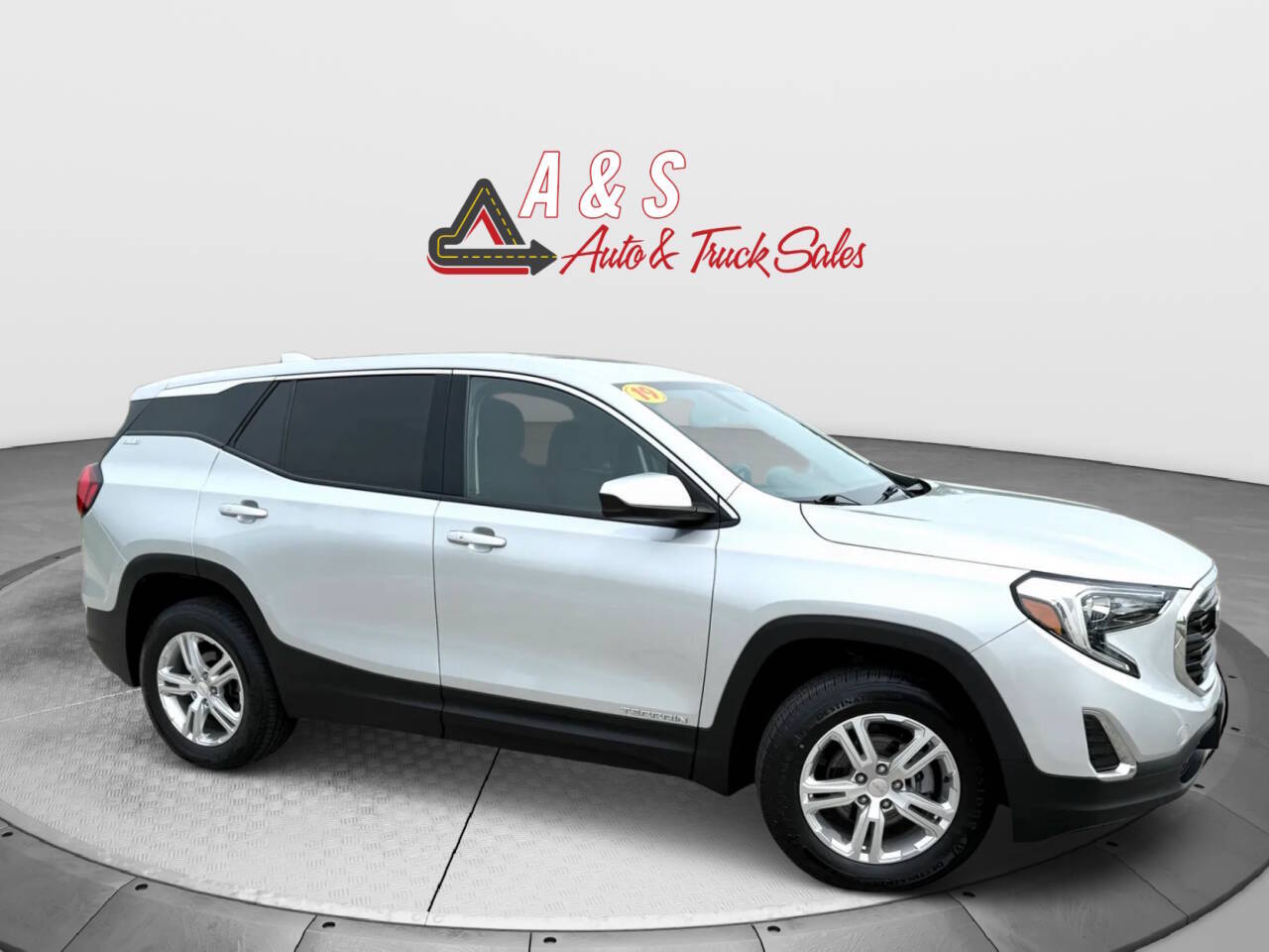 2019 GMC TERRAIN SLE - 1