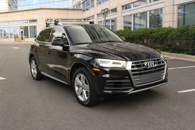 2019 AUDI Q5 PREMIUM Plus - 1