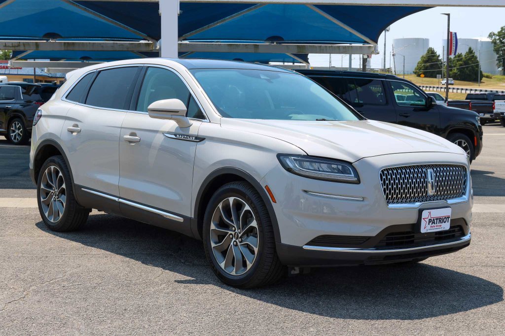 2022 LINCOLN NAUTILUS Reserve - 1