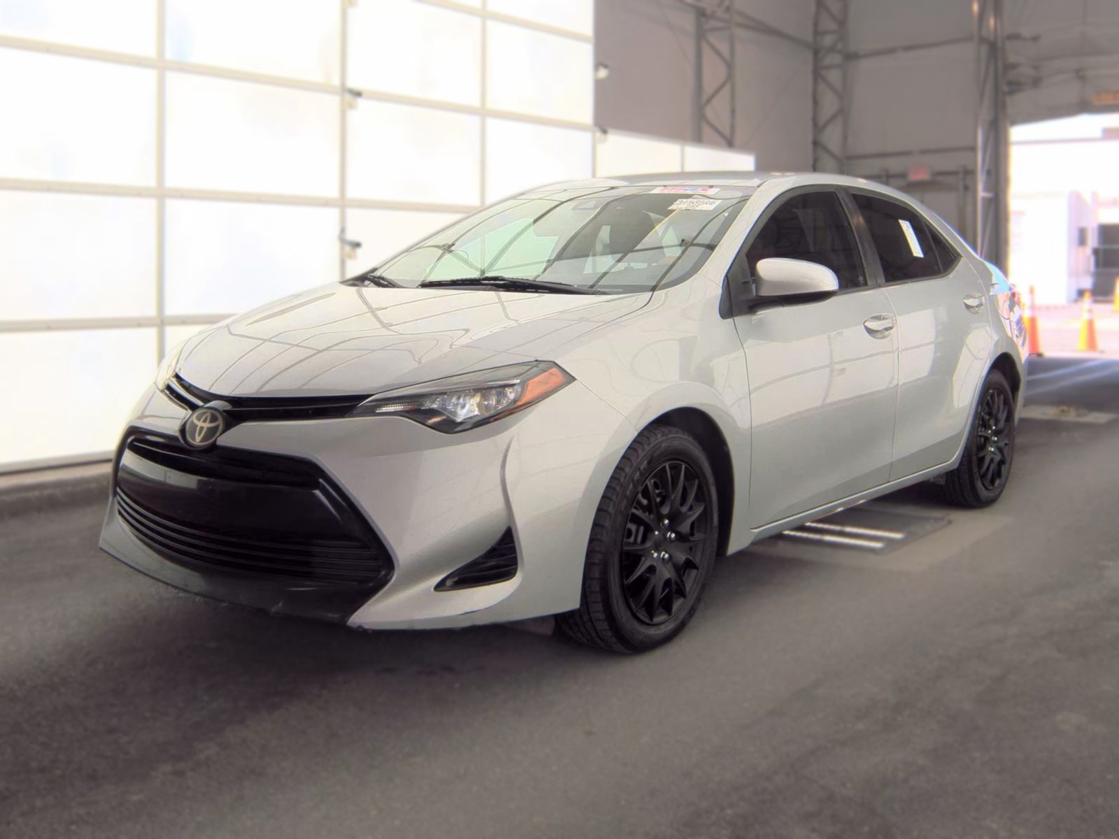 2017 TOYOTA COROLLA LE - 1