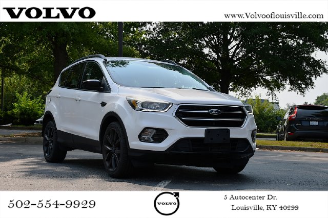 2017 FORD ESCAPE SE - 1