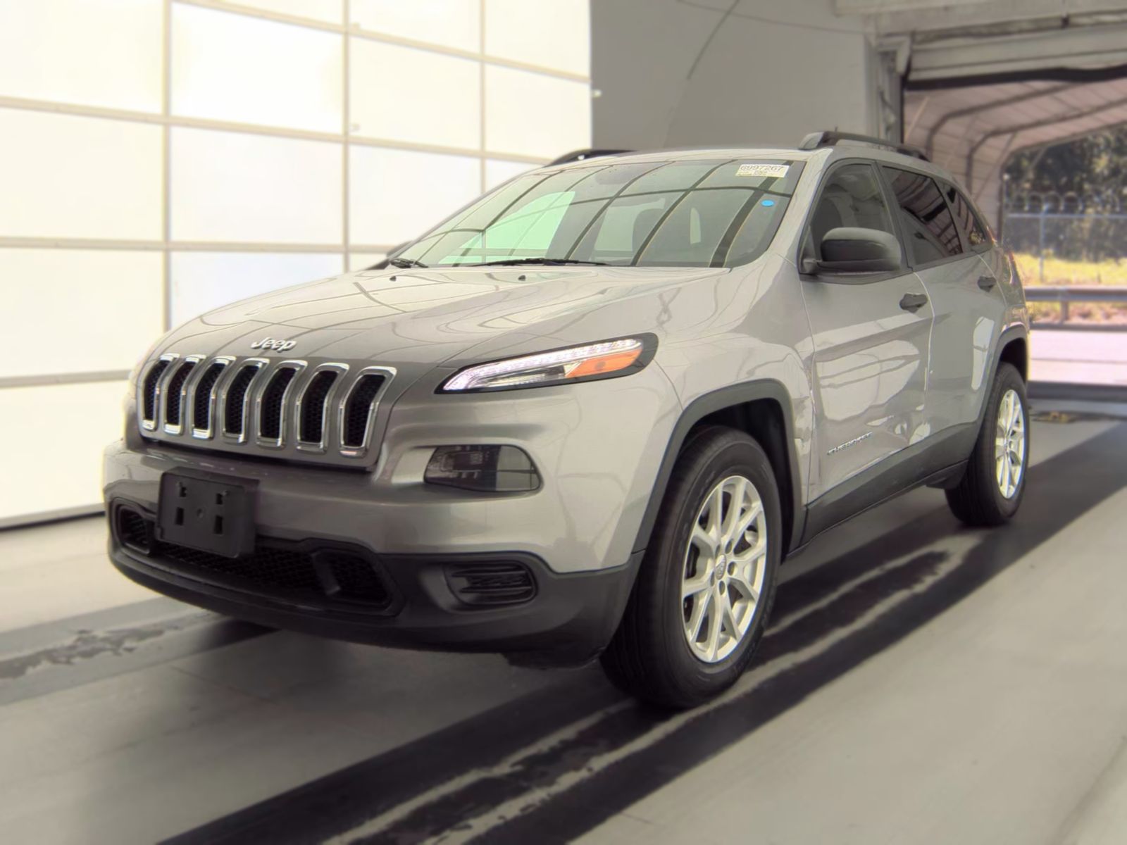 2017 JEEP CHEROKEE Sport - 1