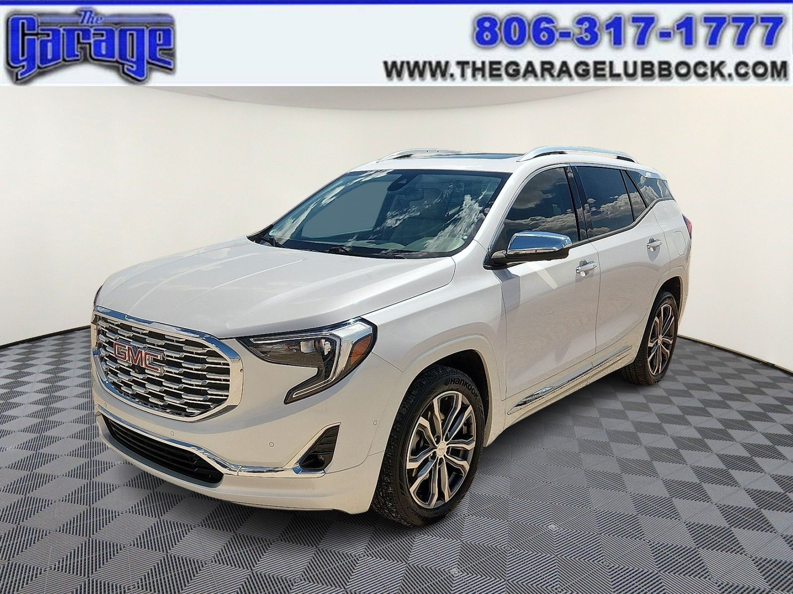 2020 GMC TERRAIN Denali - 1
