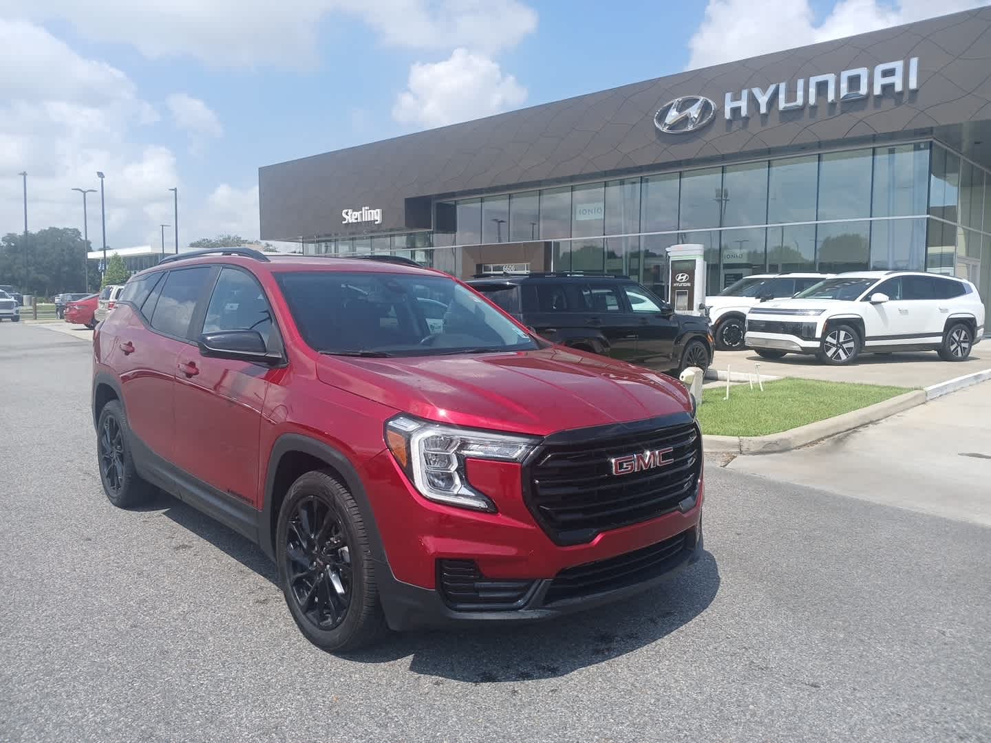 2023 GMC TERRAIN SLE - 1