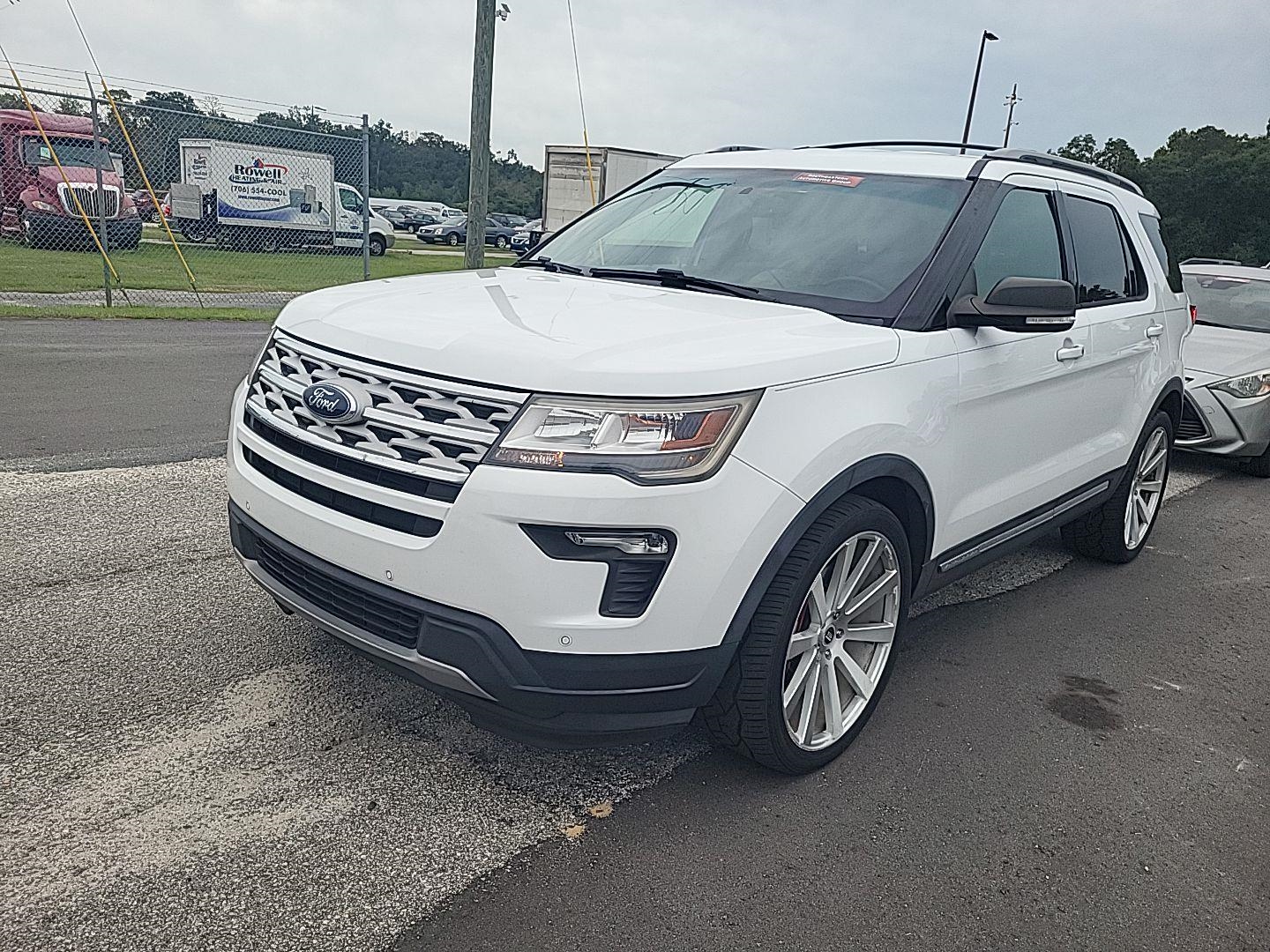 2019 FORD EXPLORER XLT - 1