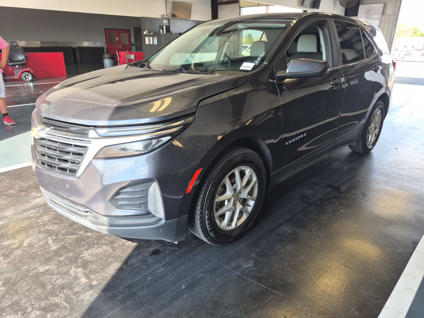 2023 CHEVROLET EQUINOX LT - 1