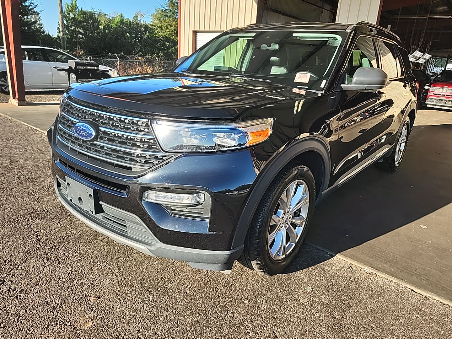 2023 FORD EXPLORER XLT - 1