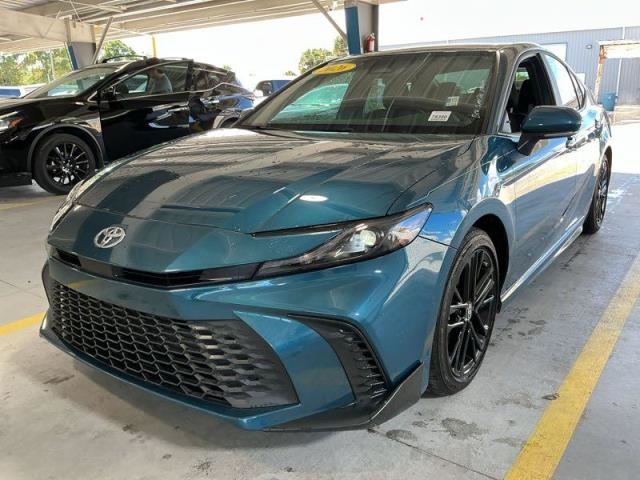 2026 TOYOTA CAMRY SE - 1