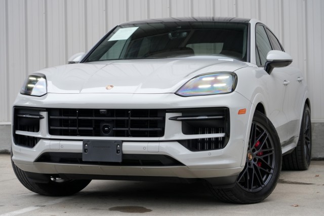 2026 PORSCHE CAYENNE GTS - 1