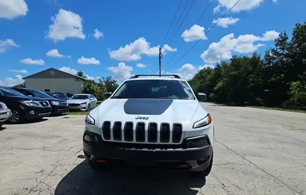 2017 JEEP CHEROKEE TRAILHAWK - 1