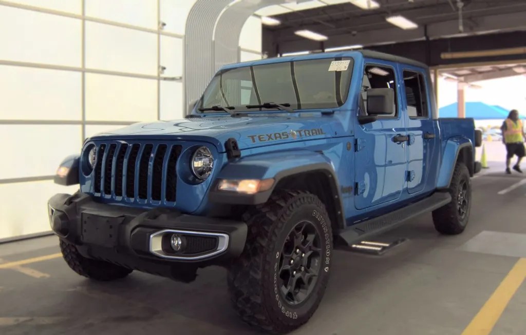 2023 JEEP GLADIATOR TEXAS TRAIL EDITION CREW CAB MEDIUM BED - 1
