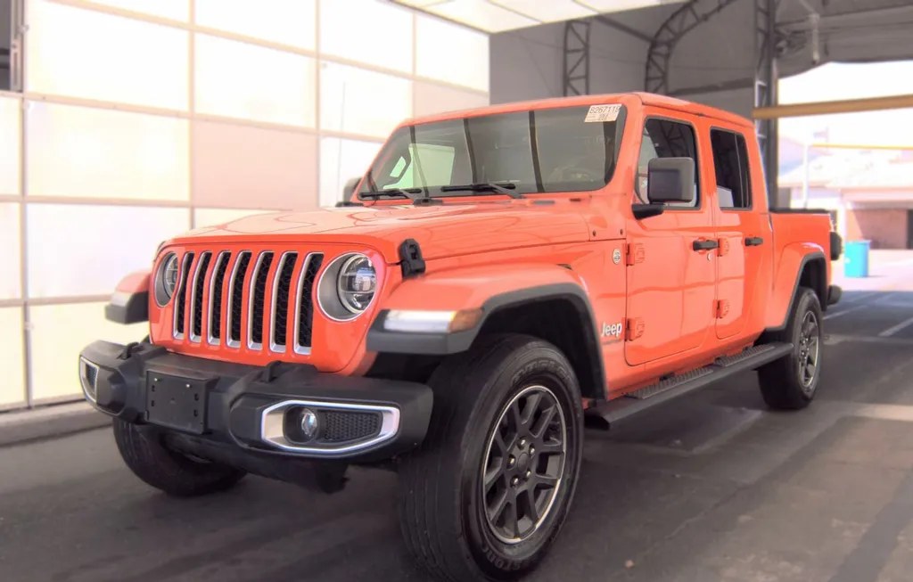 2020 JEEP GLADIATOR OVERLAND CREW CAB MEDIUM BED - 1