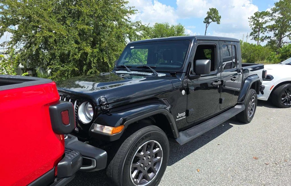 2022 JEEP GLADIATOR OVERLAND CREW CAB MEDIUM BED - 1