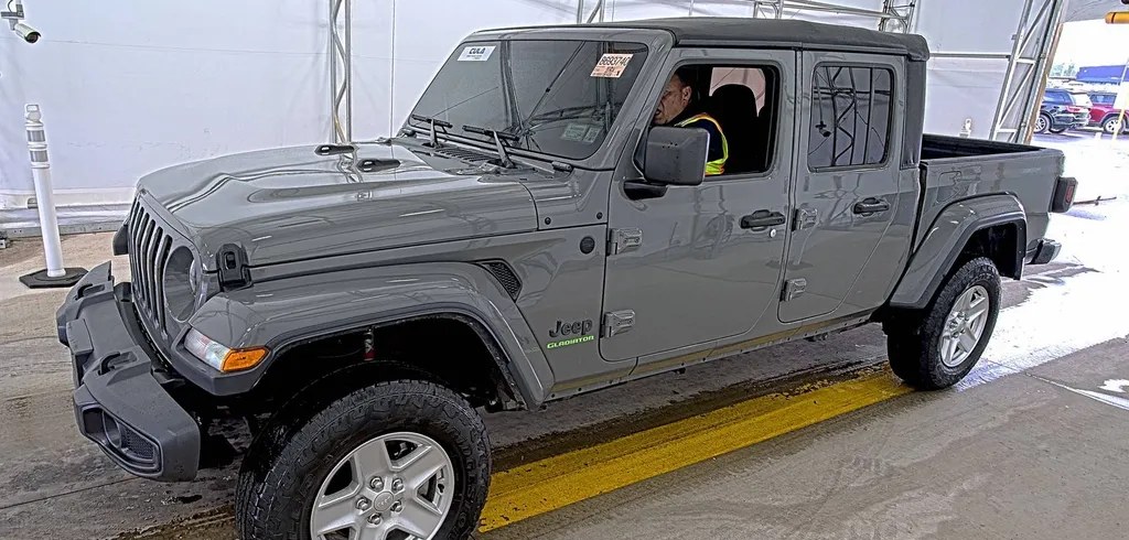 2022 JEEP GLADIATOR SPORT S CREW CAB MEDIUM BED - 1