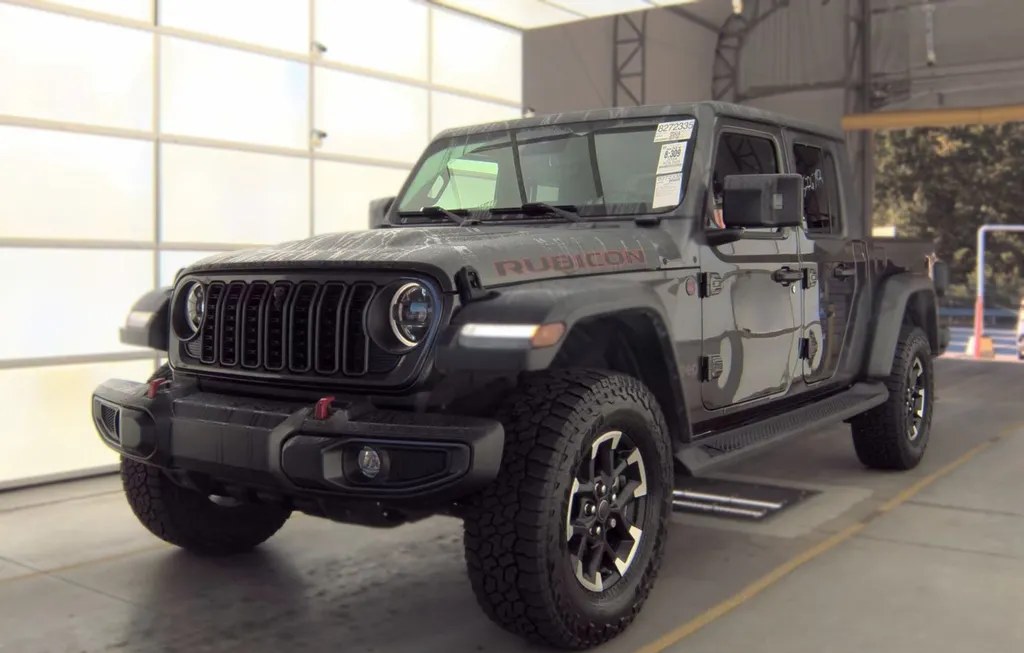 2024 JEEP GLADIATOR RUBICON CREW CAB MEDIUM BED - 1