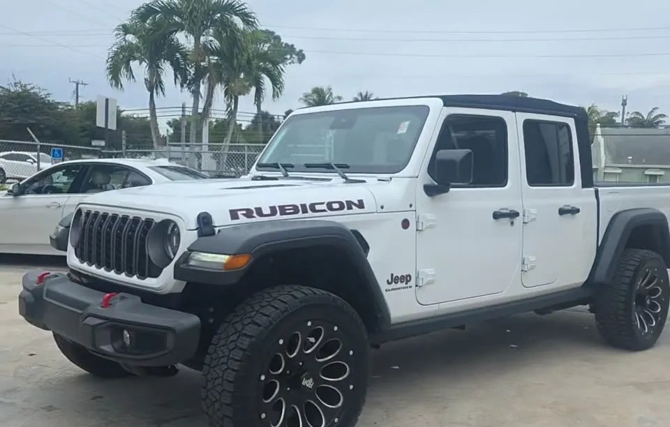 2024 JEEP GLADIATOR RUBICON CREW CAB MEDIUM BED - 1