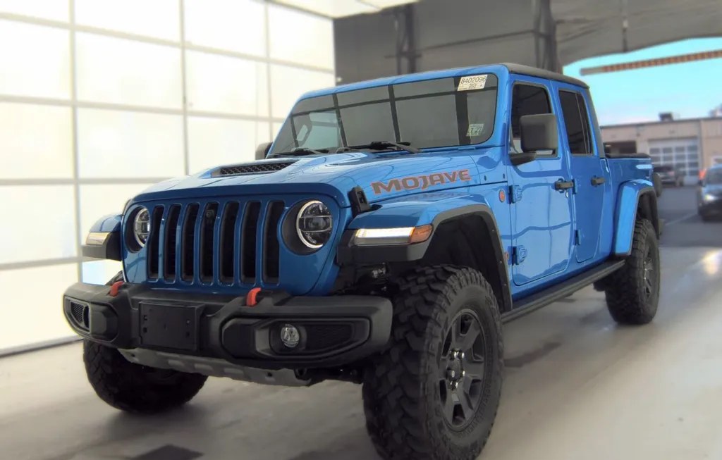 2022 JEEP GLADIATOR MOJAVE CREW CAB MEDIUM BED - 1