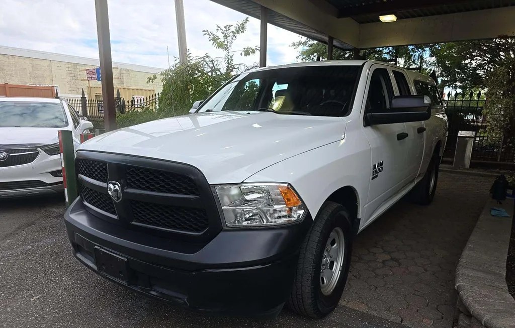 2022 RAM 1500 CLASSIC TRADESMAN EXTENDED CAB MEDIUM BED - 1