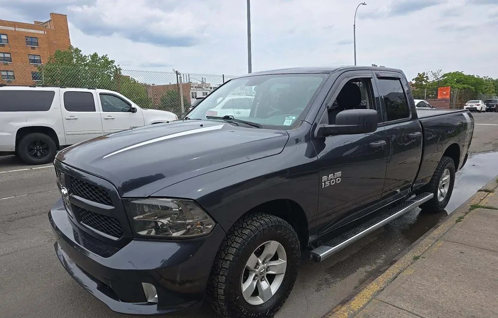 2018 RAM 1500 EXPRESS EXTENDED CAB MEDIUM BED - 1