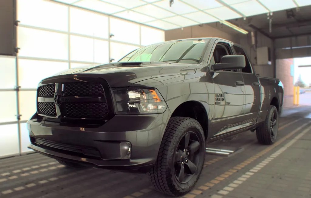 2021 RAM 1500 CLASSIC EXPRESS EXTENDED CAB MEDIUM BED - 1