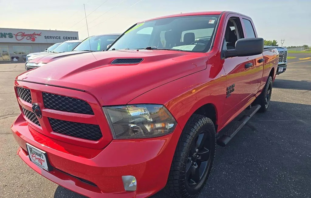2021 RAM 1500 CLASSIC EXPRESS EXTENDED CAB MEDIUM BED - 1