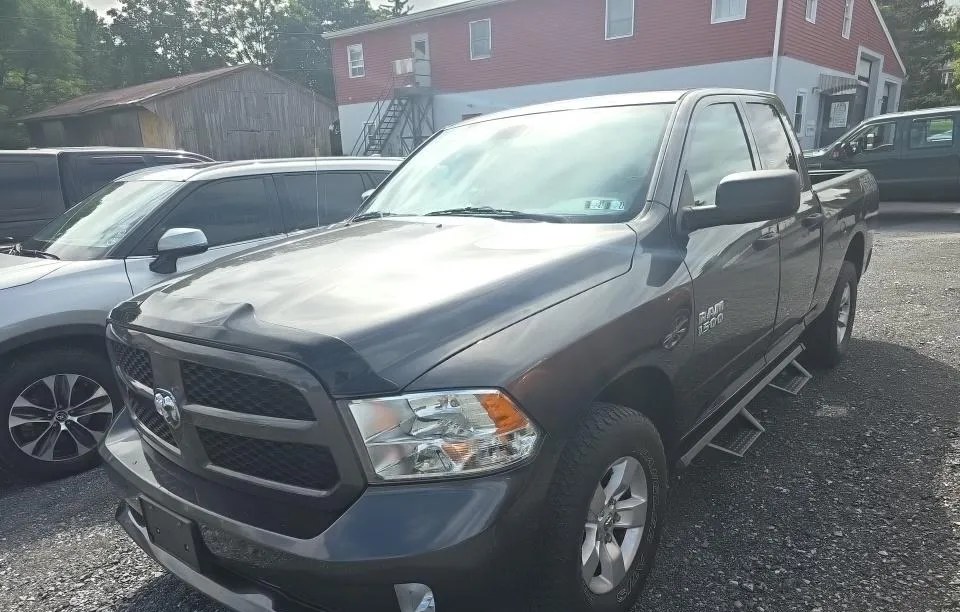 2017 RAM 1500 EXPRESS EXTENDED CAB MEDIUM BED - 1