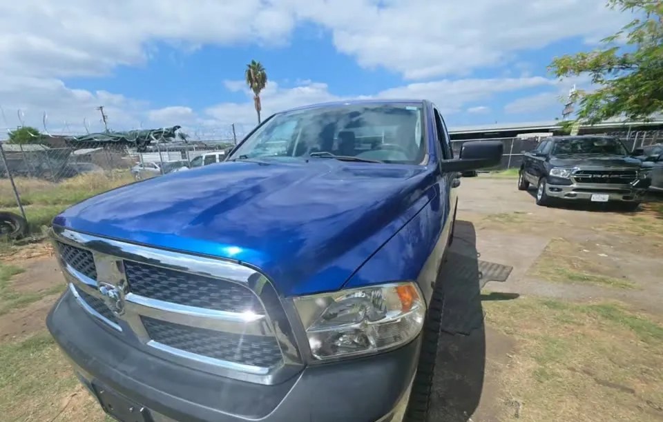 2017 RAM 1500 TRADESMAN EXTENDED CAB MEDIUM BED - 1
