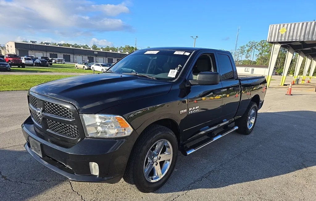 2017 RAM 1500 EXPRESS EXTENDED CAB MEDIUM BED - 1