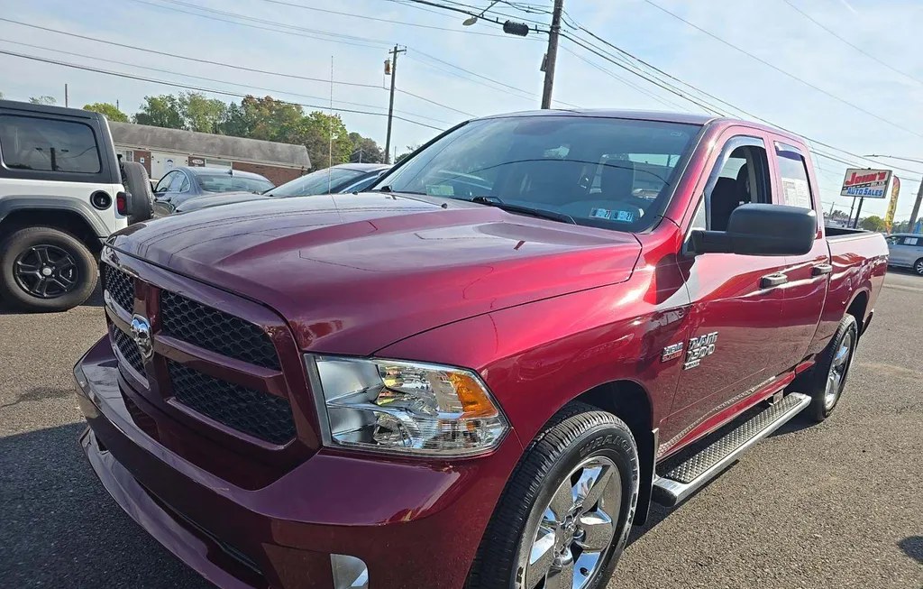 2019 RAM 1500 CLASSIC EXPRESS EXTENDED CAB MEDIUM BED - 1