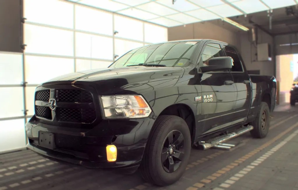2018 RAM 1500 EXPRESS EXTENDED CAB MEDIUM BED - 1
