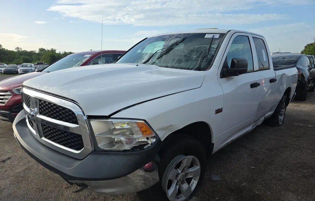 2017 RAM 1500 TRADESMAN EXTENDED CAB MEDIUM BED - 1