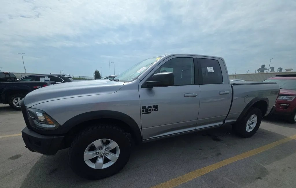 2019 RAM 1500 CLASSIC WARLOCK EXTENDED CAB MEDIUM BED - 1