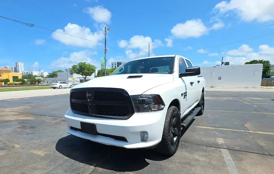 2019 RAM 1500 CLASSIC EXPRESS CREW CAB SHORT BED - 1