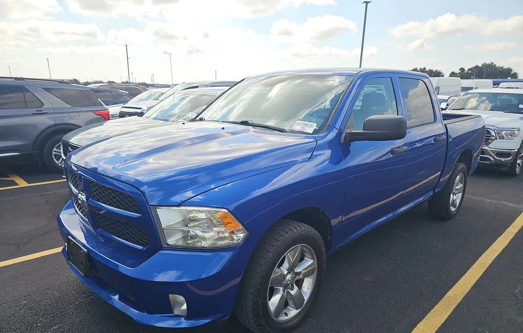 2019 RAM 1500 CLASSIC EXPRESS CREW CAB SHORT BED - 1