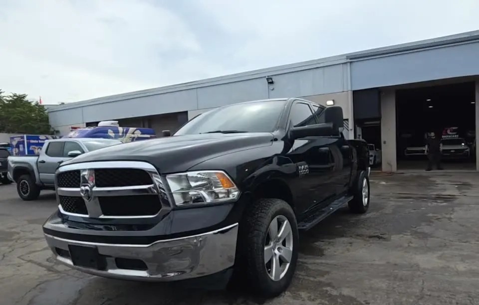 2023 RAM 1500 CLASSIC SLT CREW CAB SHORT BED - 1