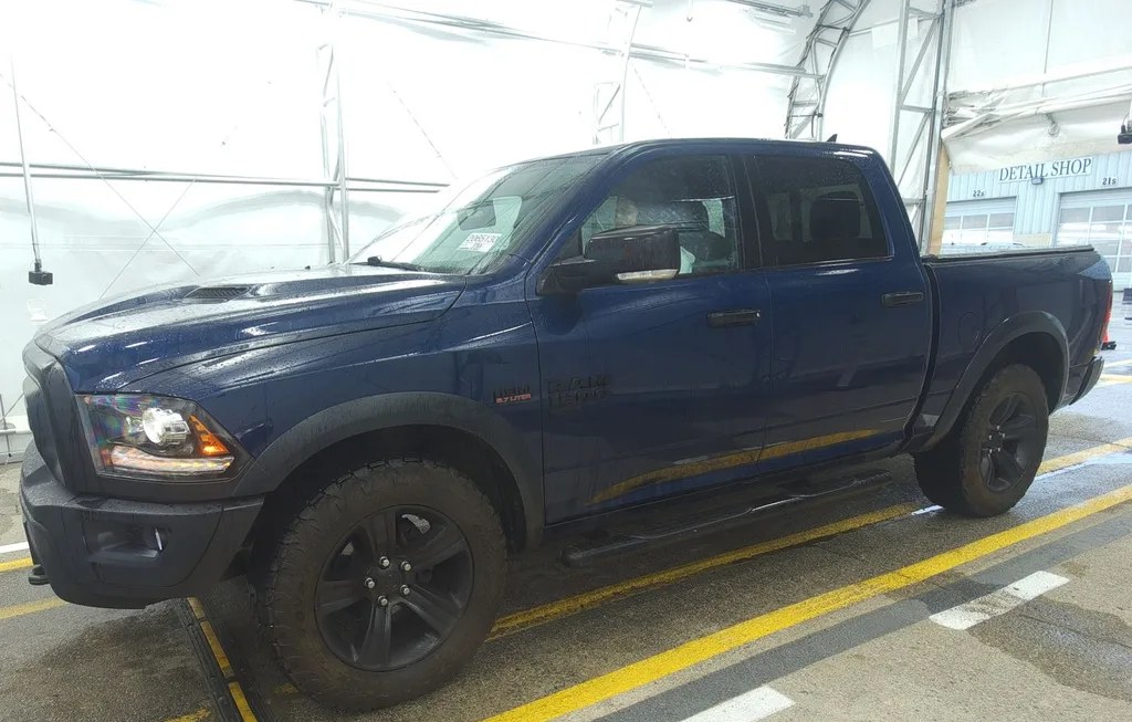 2021 RAM 1500 CLASSIC WARLOCK CREW CAB SHORT BED - 1