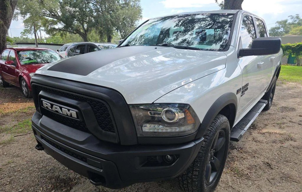 2019 RAM 1500 CLASSIC WARLOCK CREW CAB SHORT BED - 1