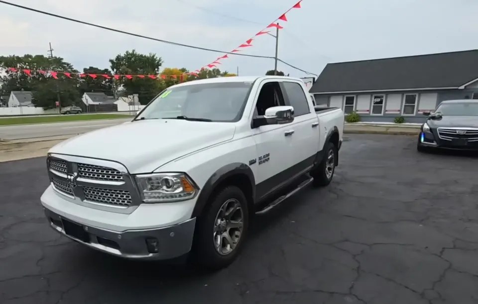 2018 RAM 1500 LARAMIE CREW CAB SHORT BED - 1