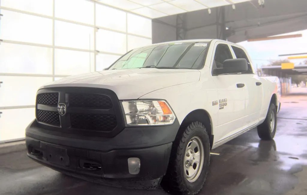 2023 RAM 1500 CLASSIC TRADESMAN CREW CAB MEDIUM BED - 1
