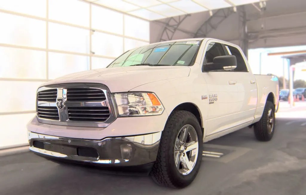 2019 RAM 1500 CLASSIC BIG HORN CREW CAB MEDIUM BED - 1