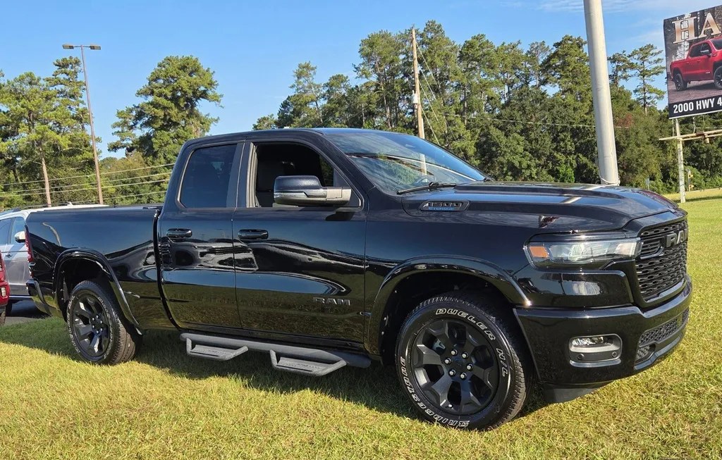 2025 RAM 1500 BIG HORN EXTENDED CAB MEDIUM BED - 1