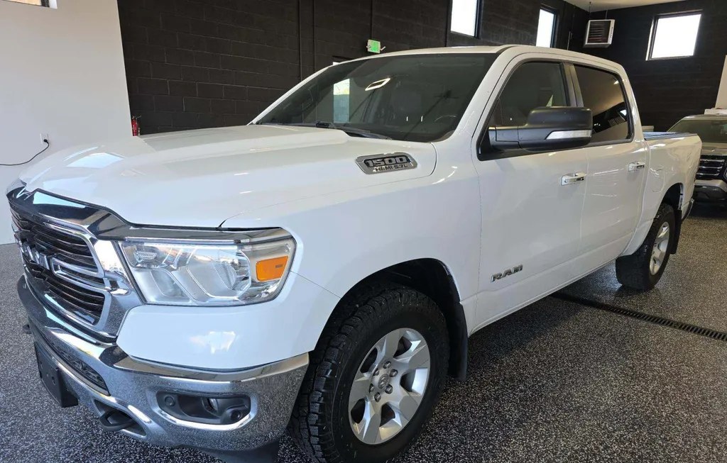 2020 RAM 1500 BIG HORN CREW CAB SHORT BED - 1